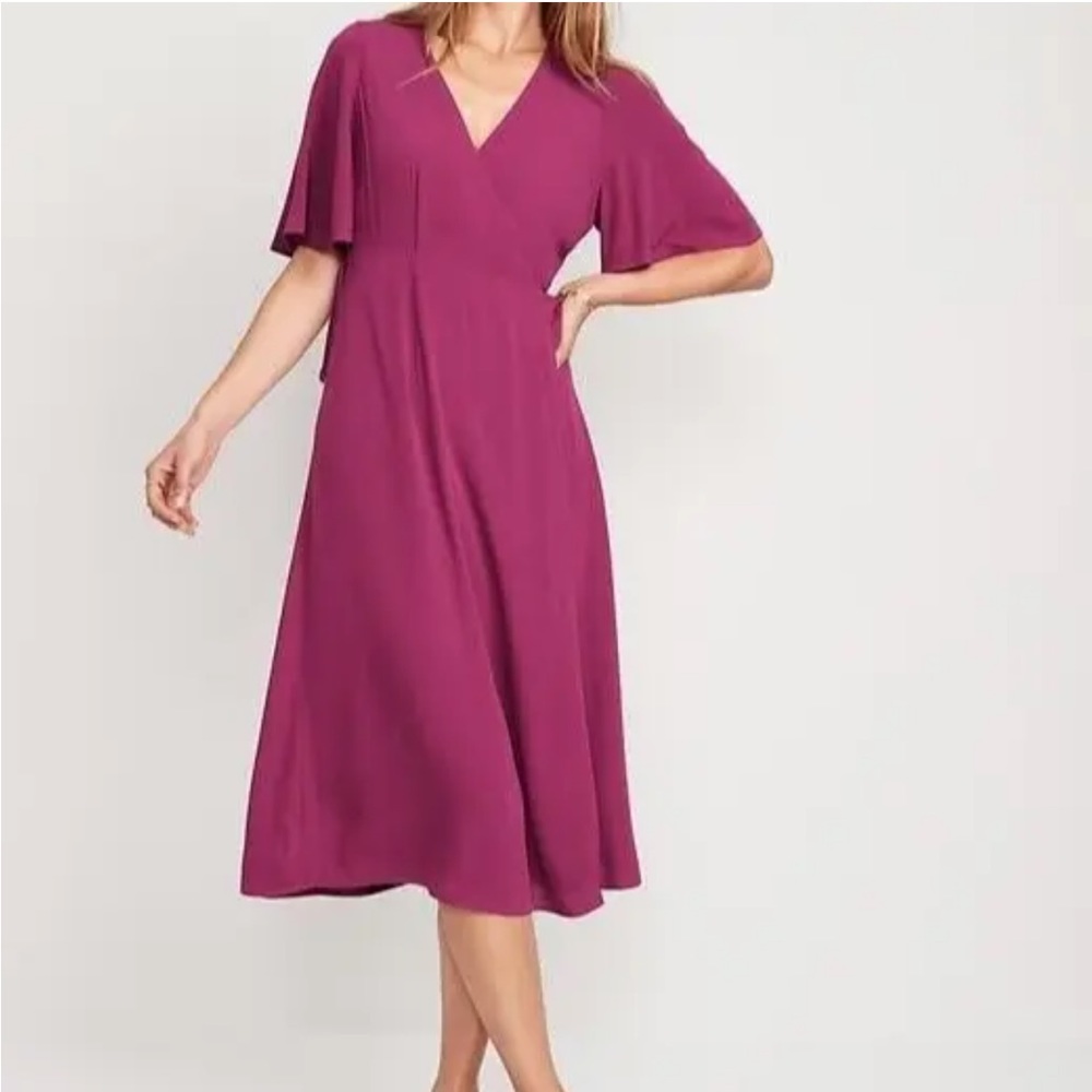 🆕 NWT Old Navy wrap dress